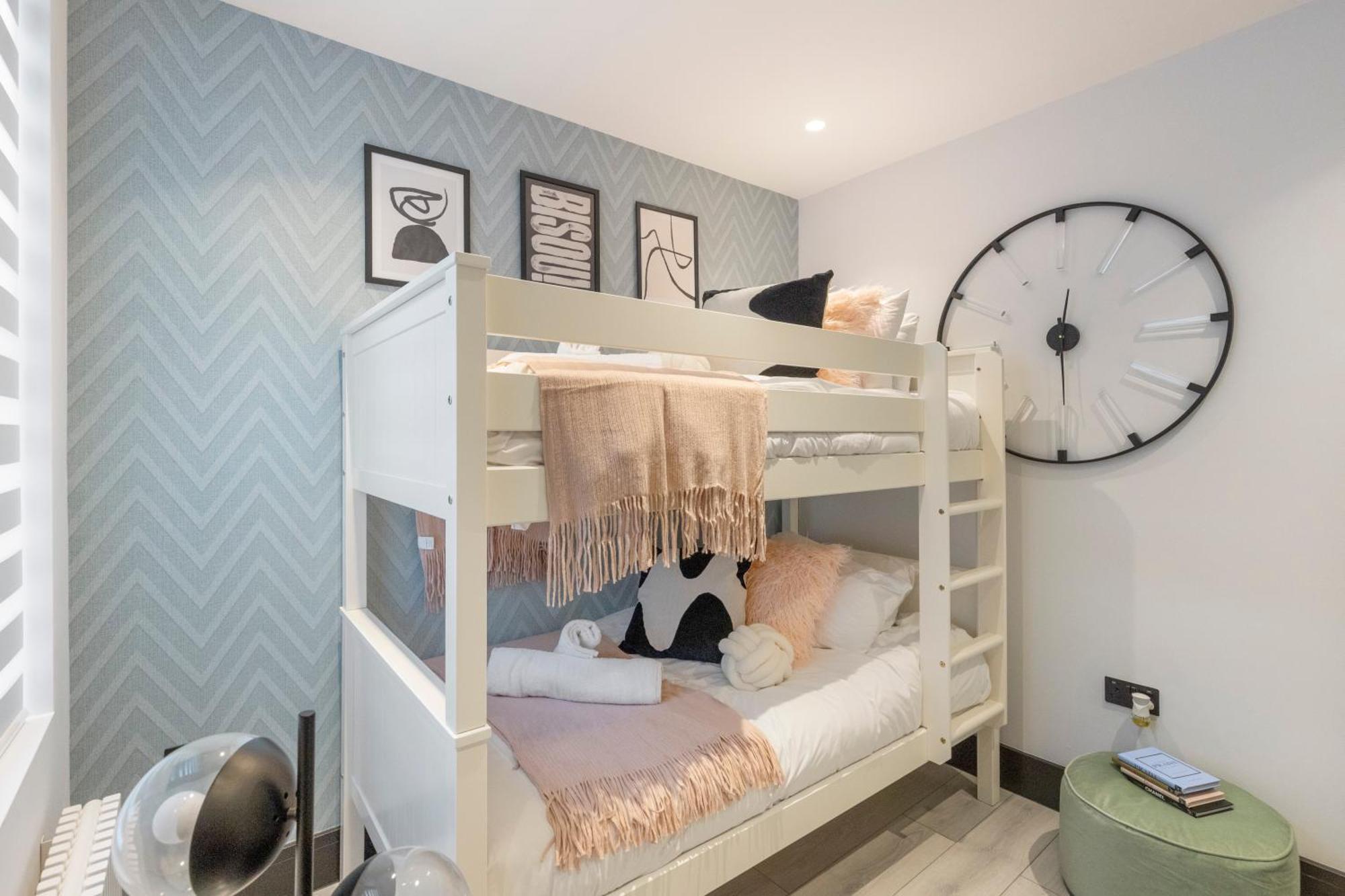 Apartmán Unwind In Style 2Br With Cozy Backyard For Groups Londýn Exteriér fotografie