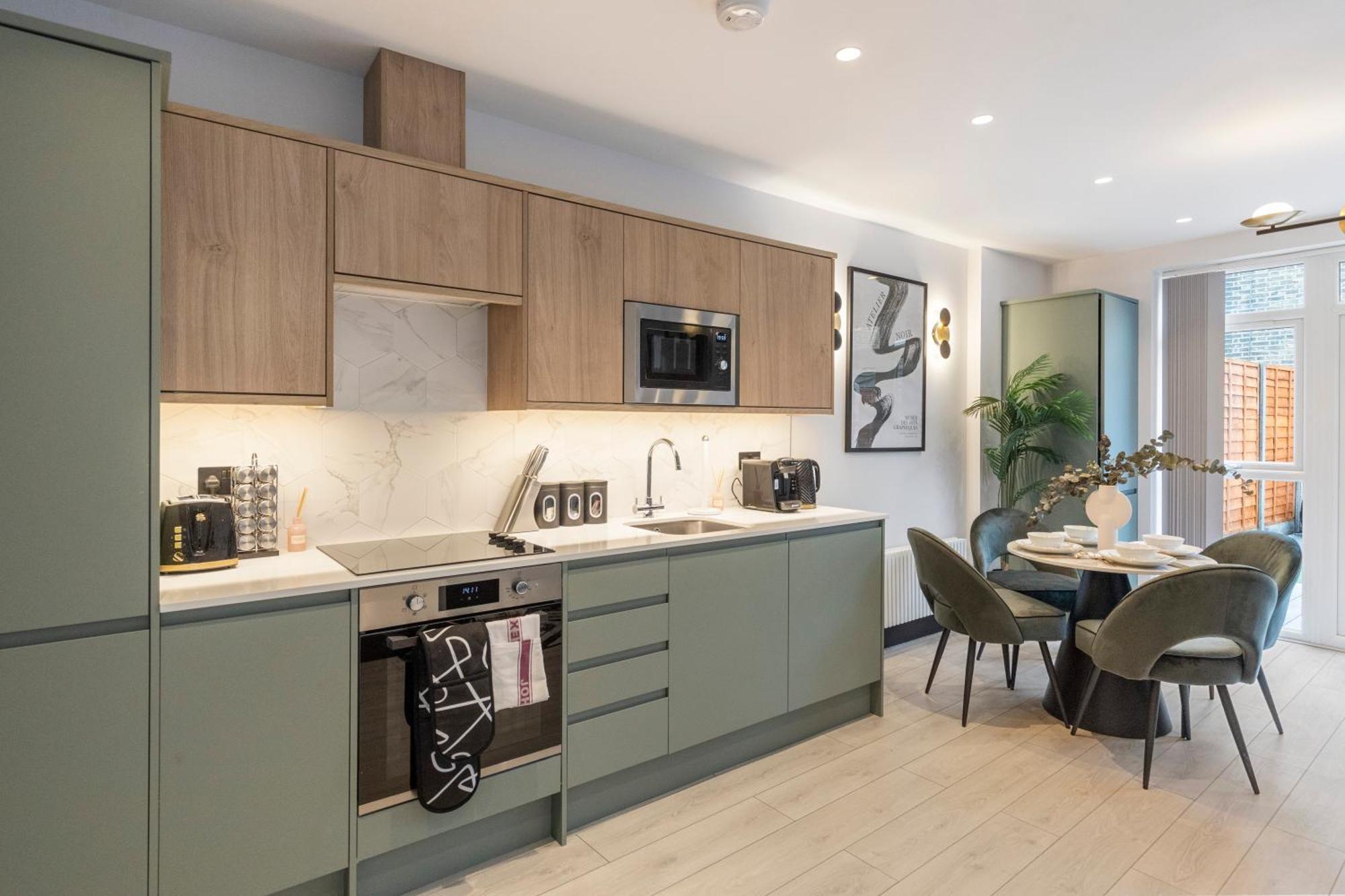 Apartmán Unwind In Style 2Br With Cozy Backyard For Groups Londýn Exteriér fotografie